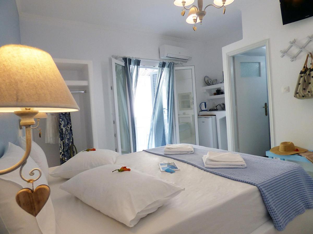 Tasoula Guest House Adamantas Eksteriør billede