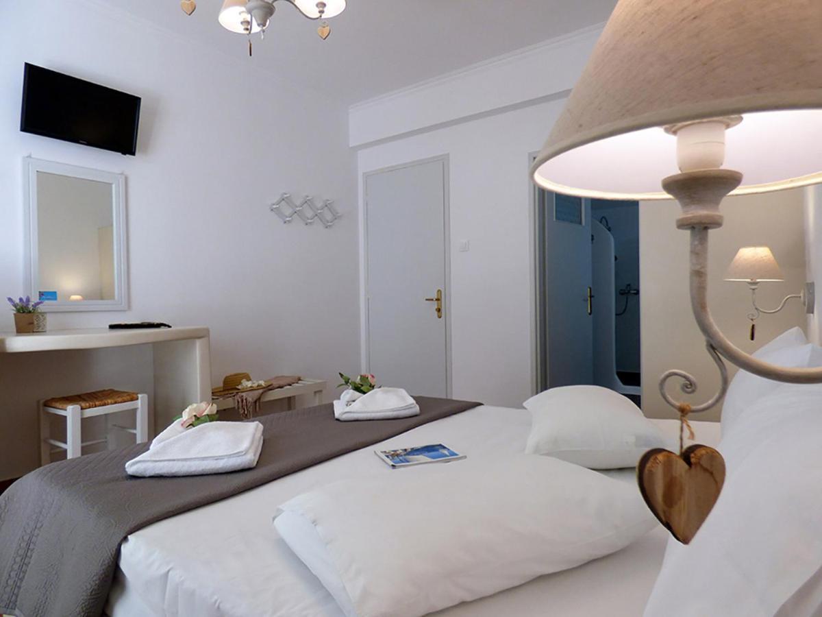 Tasoula Guest House Adamantas Eksteriør billede